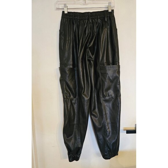 Madden NYC Faux Leather Cargo Jogger Size Small Pull on Black - Picture 2 of 7